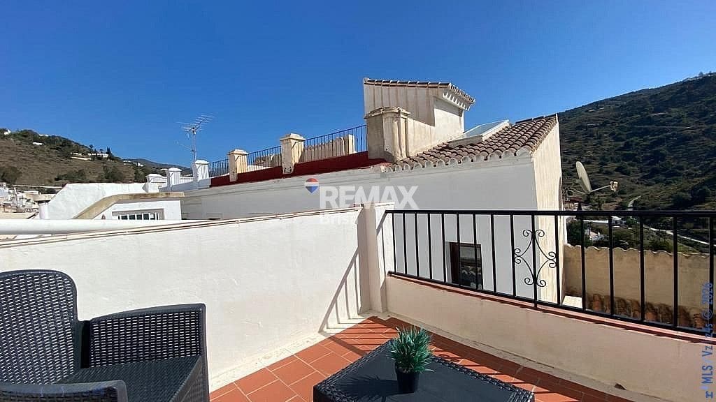 3 bedroom Terraced Villa for sale in Torrox - € 160,000 (Ref: 9930771)