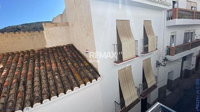 3 slaapkamer Rijtjeshuis te koop in Torrox Pueblo, Torrox - € 160.000 (Ref: 9930771)