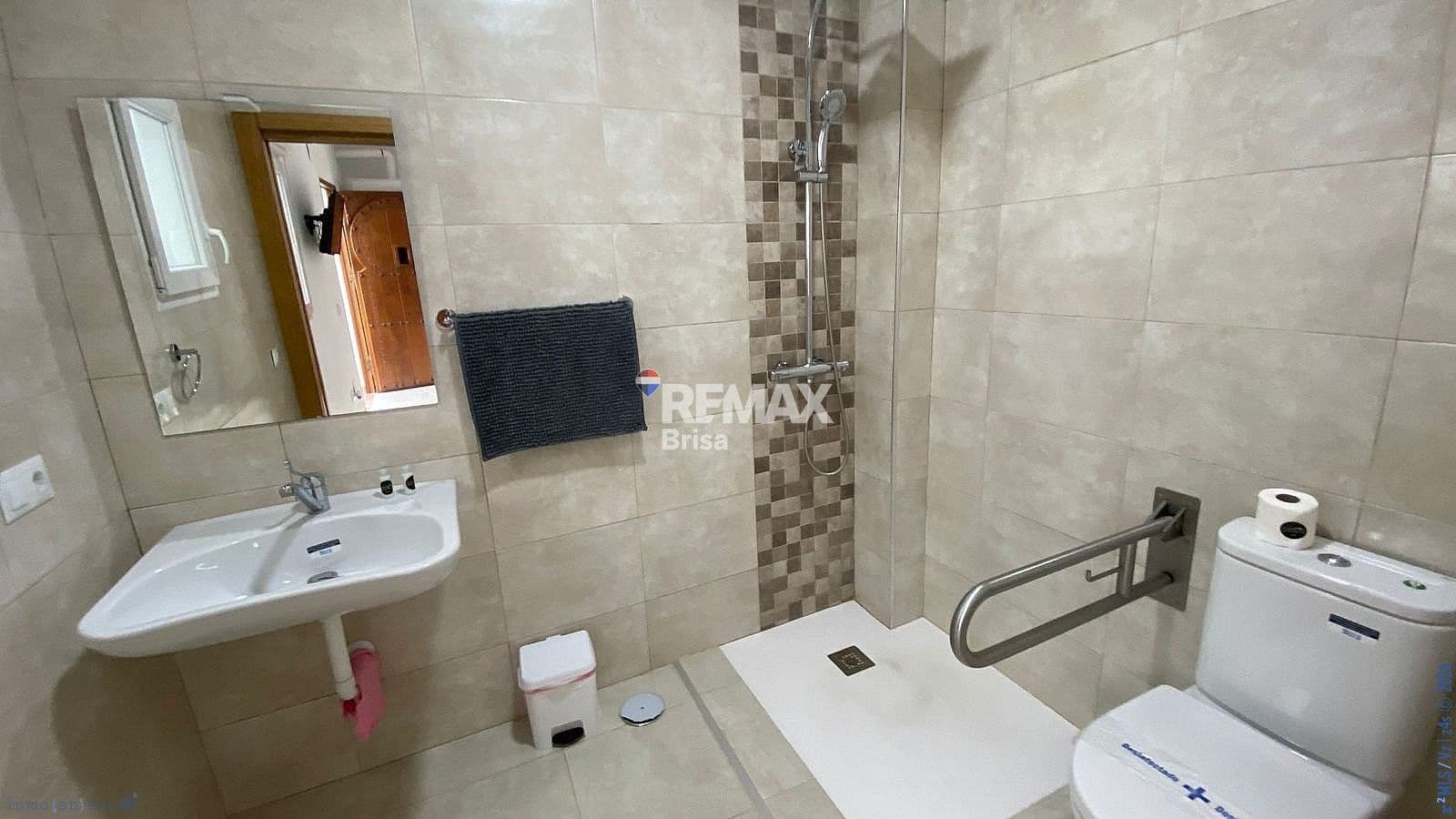 3 bedroom Terraced Villa for sale in Torrox - € 160,000 (Ref: 9930771)