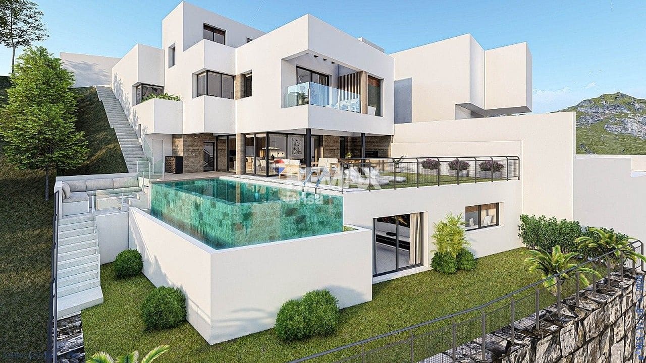 Building Plot for sale in Torrox-Costa - € 195,000 (Ref: 9934145)
