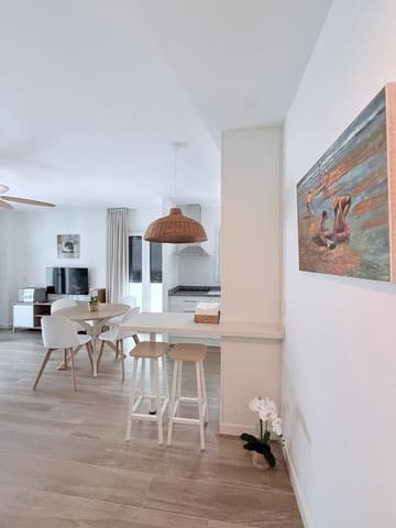 2 quarto Apartamento para arrendar em Torre del Mar, Vélez-Málaga - 1 400 € (Ref: 9938131)