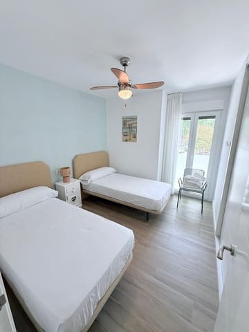 2 quarto Apartamento para arrendar em Torre del Mar, Vélez-Málaga - 1 400 € (Ref: 9938131)