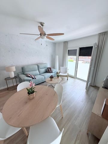 2 quarto Apartamento para arrendar em Torre del Mar, Vélez-Málaga - 1 400 € (Ref: 9938131)