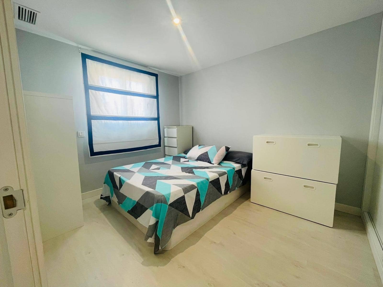 2 bedroom Penthouse for rent in Rincon de la Victoria with pool garage - € 1,300 (Ref: 9939901)