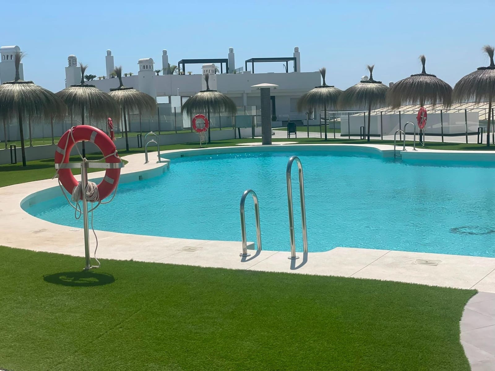 2 bedroom Penthouse for rent in Rincon de la Victoria with pool garage - € 1,300 (Ref: 9939901)