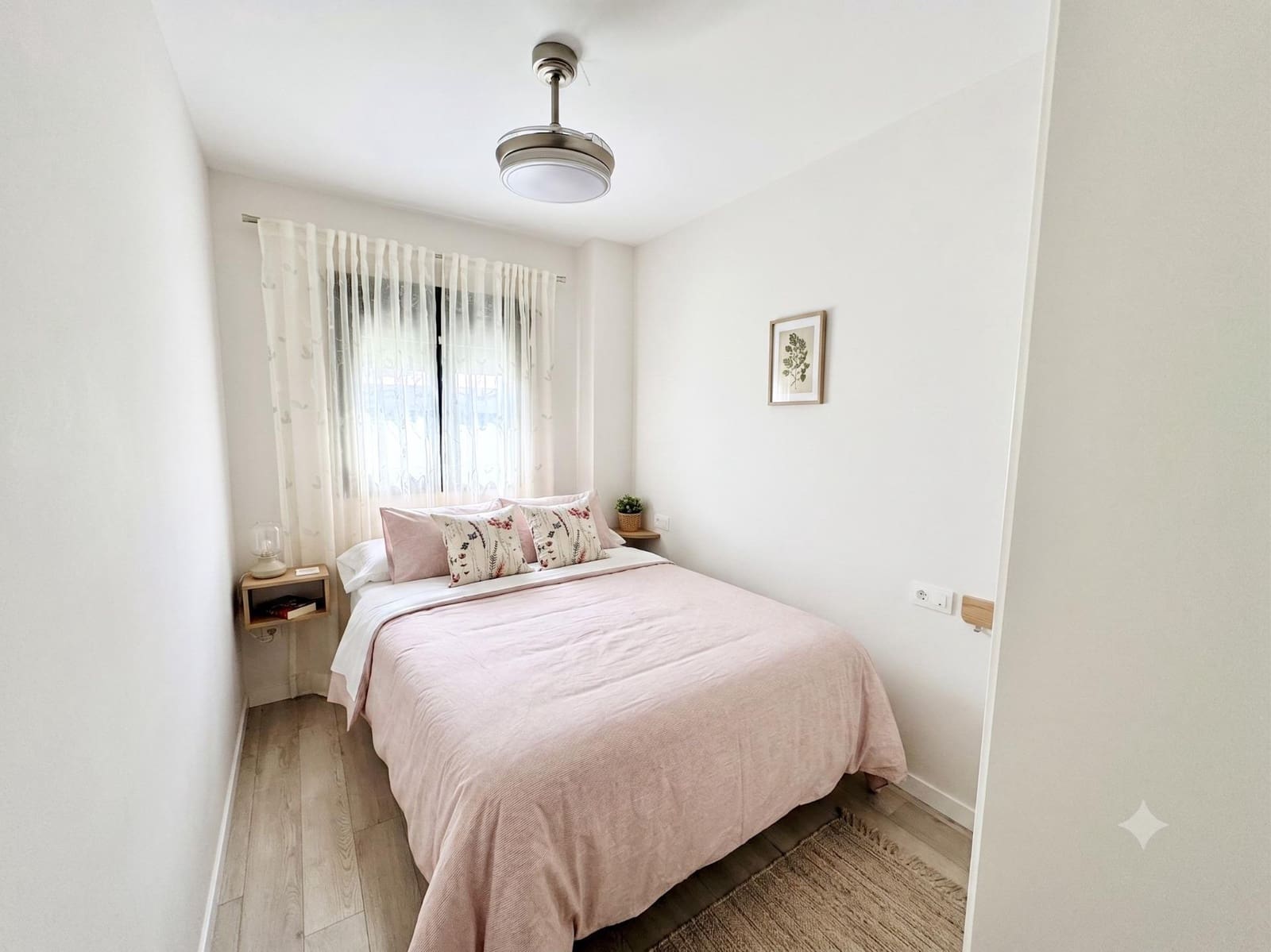2 soverom Leilighet til leie i Valle Niza med svømmebasseng garasje - € 1 600 (Ref: 9945958)