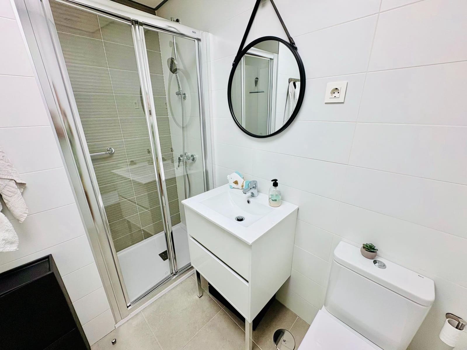 2 soverom Leilighet til leie i Valle Niza med svømmebasseng garasje - € 1 600 (Ref: 9945958)