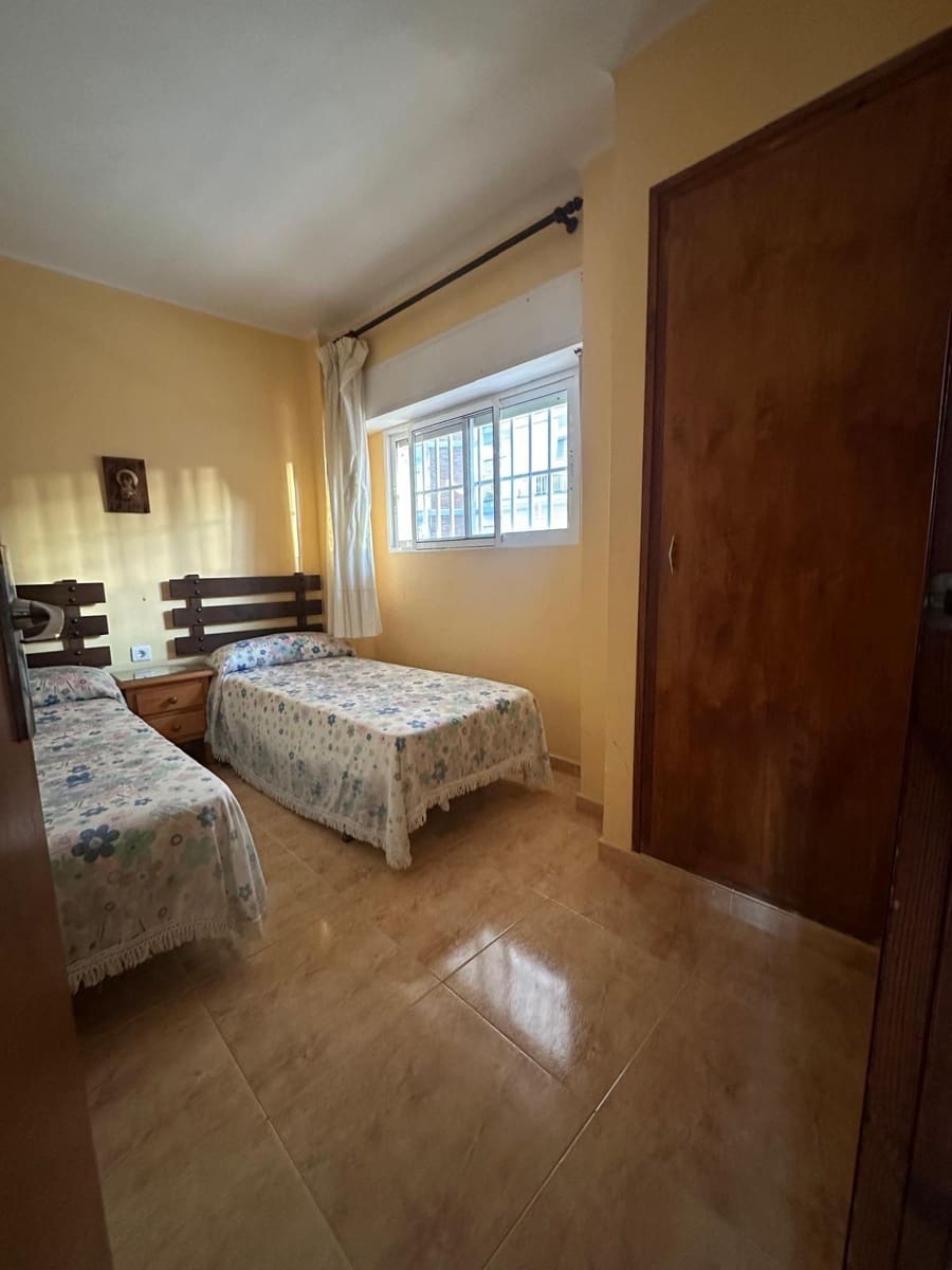 3 soveværelse Lejlighed til salg i Velez-Malaga - € 245.000 (Ref: 9947865)