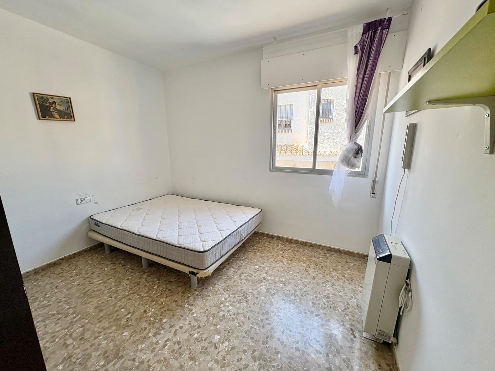 4 slaapkamer Halfvrijstaande villa te koop in Almayate met garage - € 299.000 (Ref: 9959731)