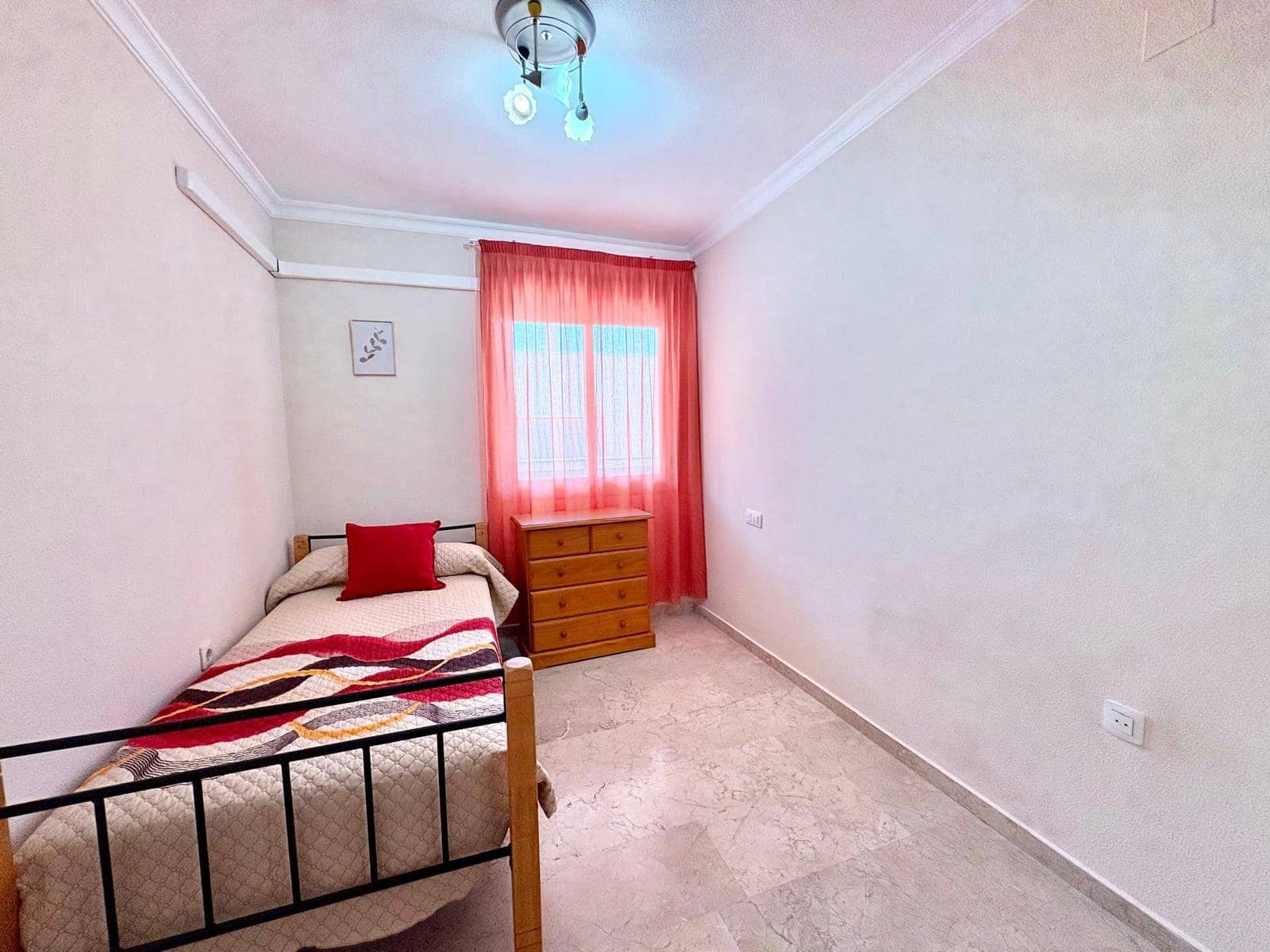 2 camera da letto Appartamento da affittare in Torre del Mar con piscina garage - 950 € (Rif: 9965233)