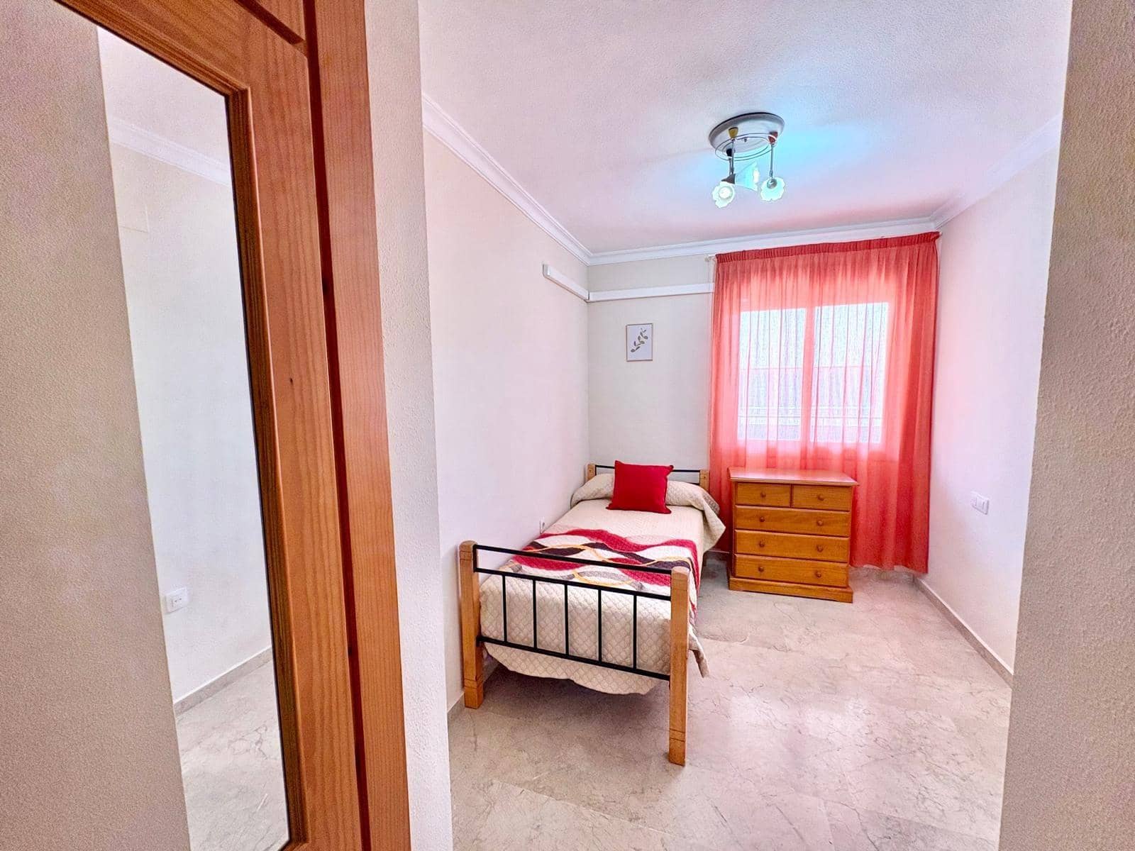2 camera da letto Appartamento da affittare in Torre del Mar con piscina garage - 950 € (Rif: 9965233)