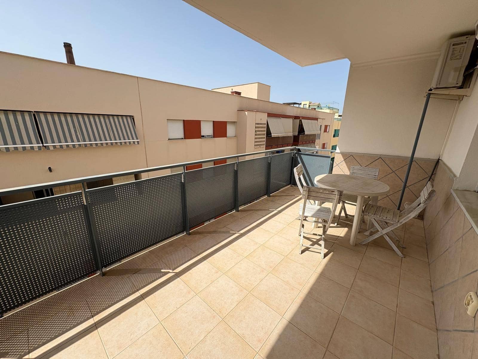 2 camera da letto Appartamento da affittare in Torre del Mar con piscina garage - 950 € (Rif: 9965233)