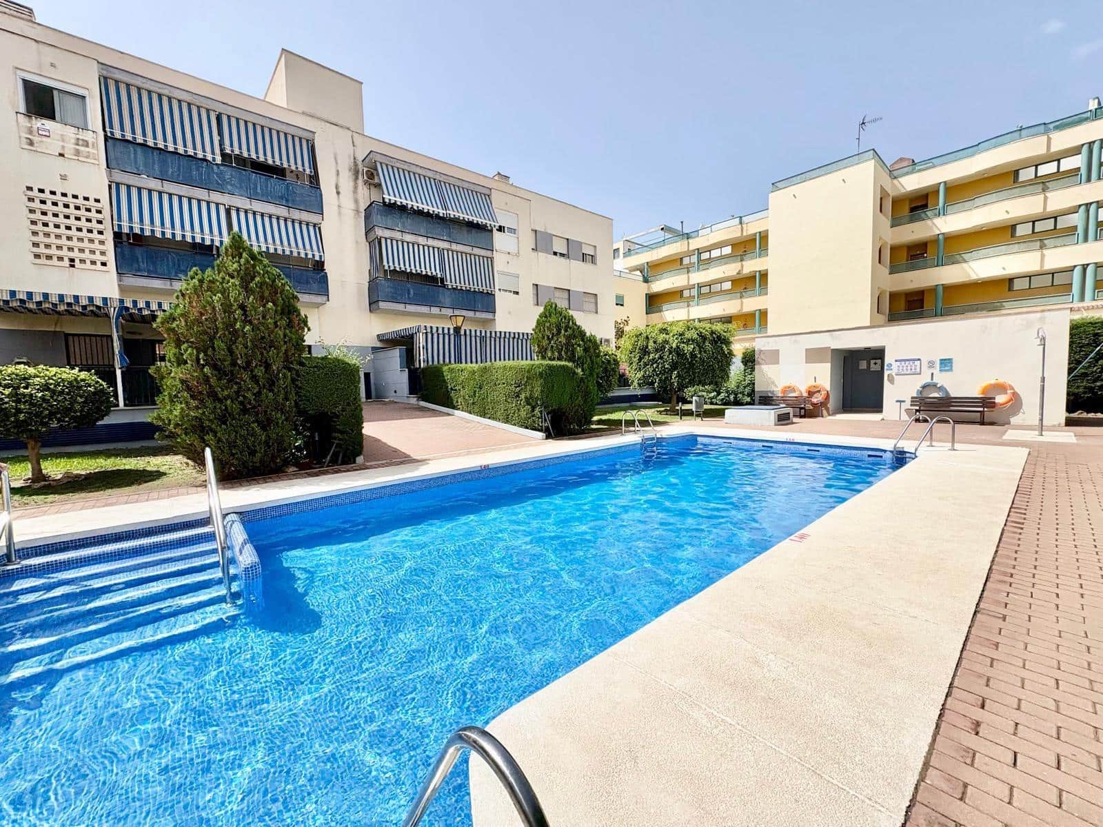 2 camera da letto Appartamento da affittare in Torre del Mar con piscina garage - 950 € (Rif: 9965233)