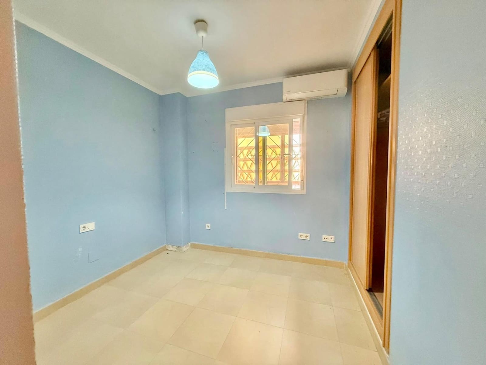 Piso de 3 habitaciones en Caleta de Vélez en venta con piscina garaje - 359.000 € (Ref: 9965234)