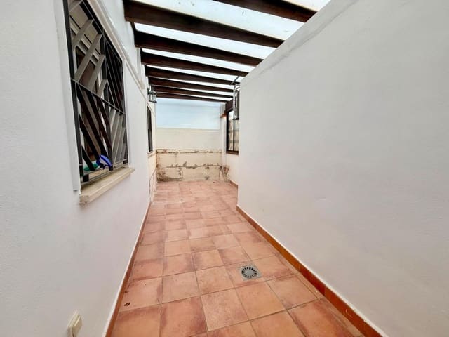 Piso de 3 habitaciones en Caleta de Vélez, Vélez-Málaga en venta con piscina garaje - 359.000 € (Ref: 9965234)