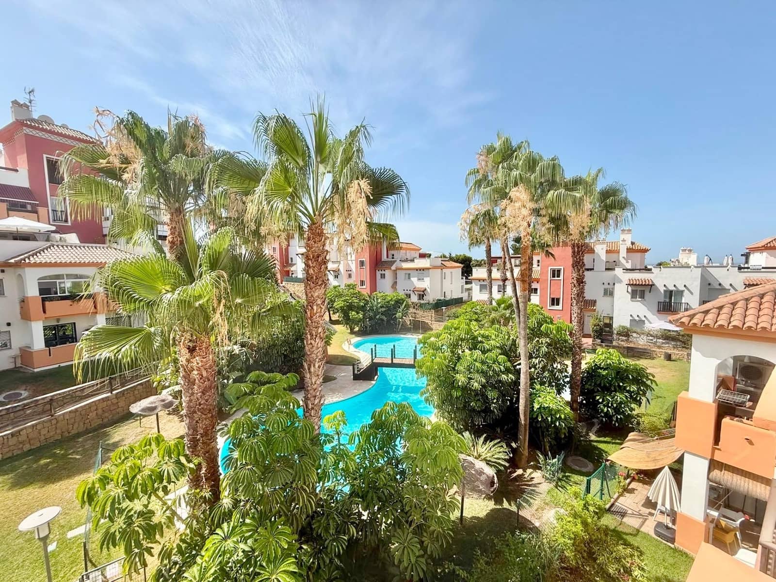 Piso de 3 habitaciones en Caleta de Vélez en venta con piscina garaje - 359.000 € (Ref: 9965234)