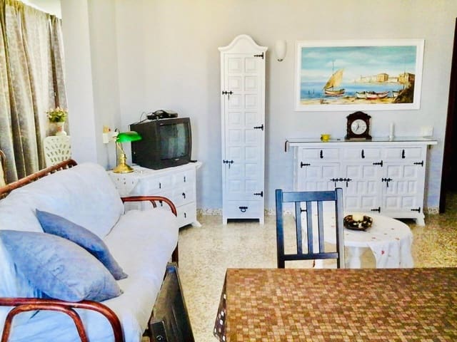 2 chambre Appartement à vendre à Torre del Mar, Vélez-Málaga avec piscine - 260 000 € (Ref: 9965235)