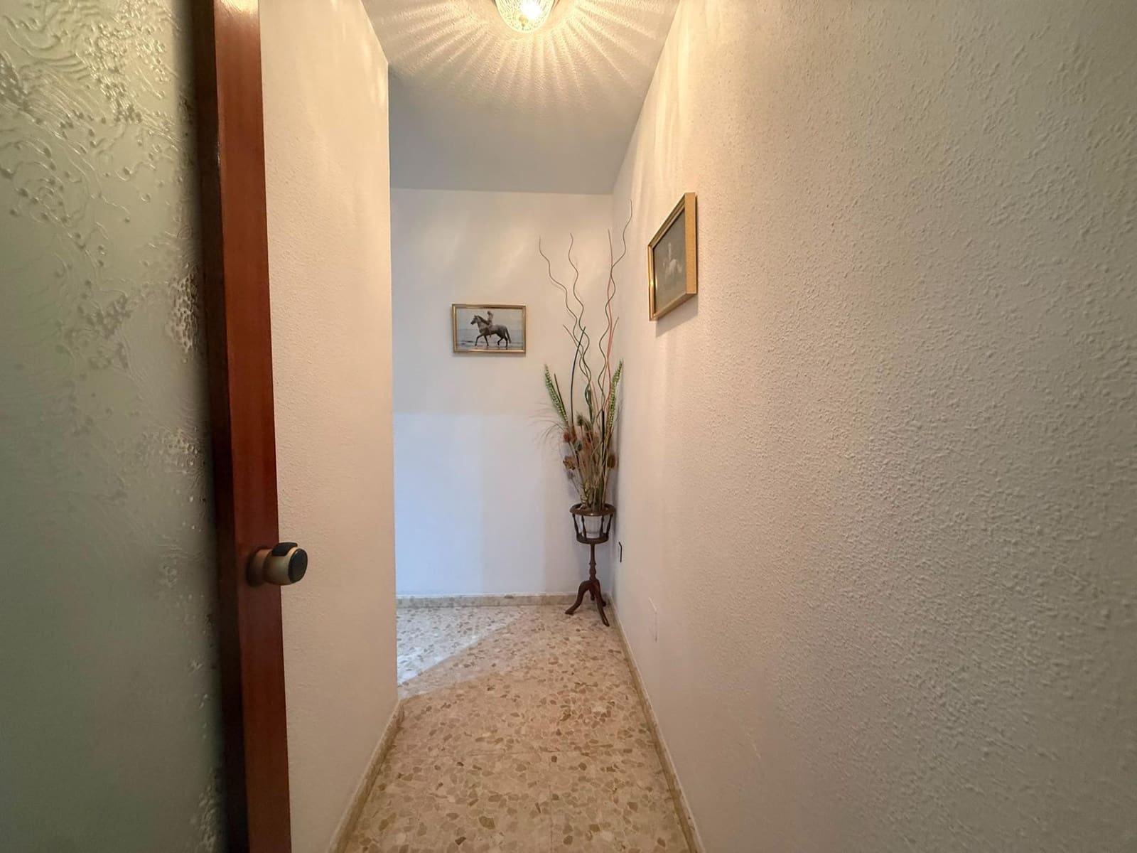 4 bedroom Flat for sale in Velez-Malaga - € 299,000 (Ref: 9966600)