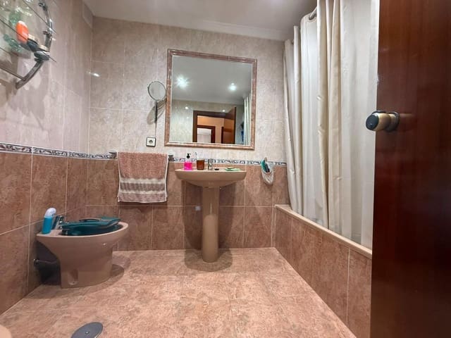 4 soveværelse Lejlighed til salg i Vélez-Málaga - € 299.000 (Ref: 9966600)