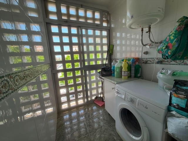 4 soveværelse Lejlighed til salg i Vélez-Málaga - € 299.000 (Ref: 9966600)