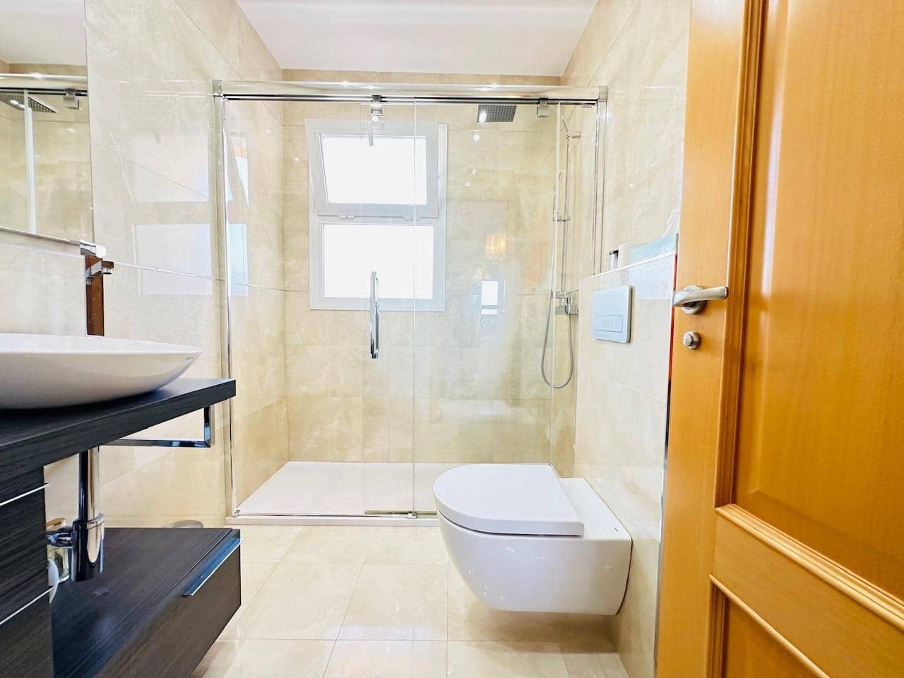 2 slaapkamer Penthouse te koop in Caleta de Velez met zwembad garage - € 435.000 (Ref: 9977276)