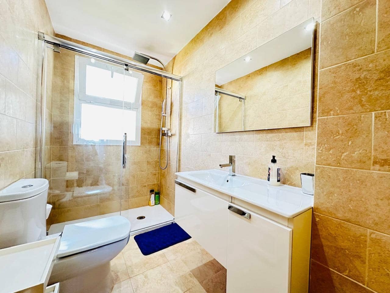 2 slaapkamer Penthouse te koop in Caleta de Velez met zwembad garage - € 435.000 (Ref: 9977276)