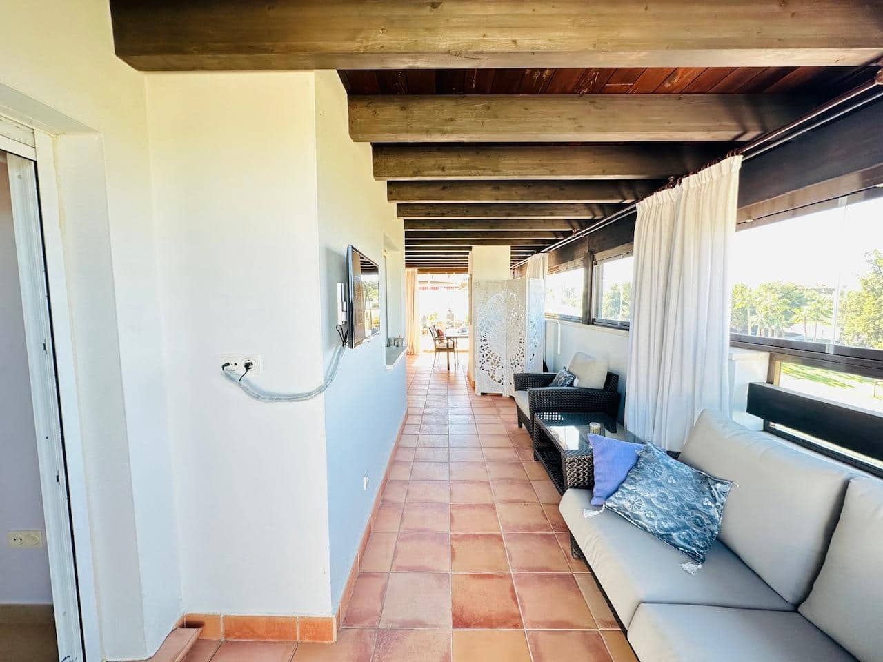 2 slaapkamer Penthouse te koop in Caleta de Velez met zwembad garage - € 435.000 (Ref: 9977276)