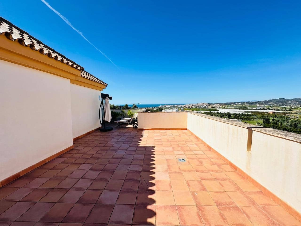 2 slaapkamer Penthouse te koop in Caleta de Velez met zwembad garage - € 435.000 (Ref: 9977276)