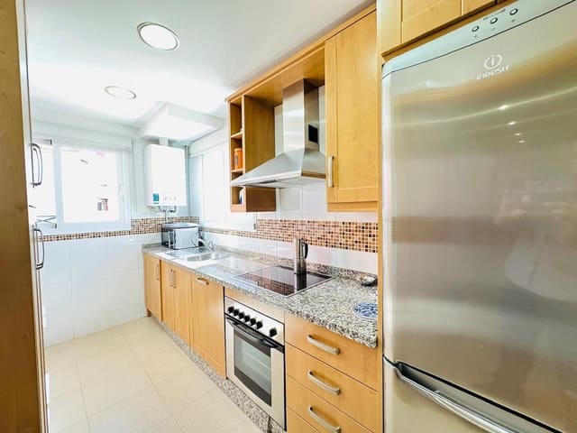 2 slaapkamer Penthouse te koop in Caleta de Vélez, Vélez-Málaga met zwembad garage - € 435.000 (Ref: 9977276)