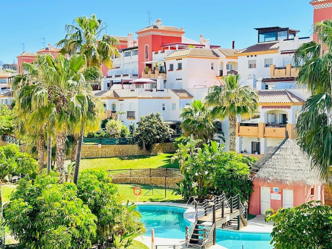 2 slaapkamer Penthouse te koop in Caleta de Velez met zwembad garage - € 435.000 (Ref: 9977276)
