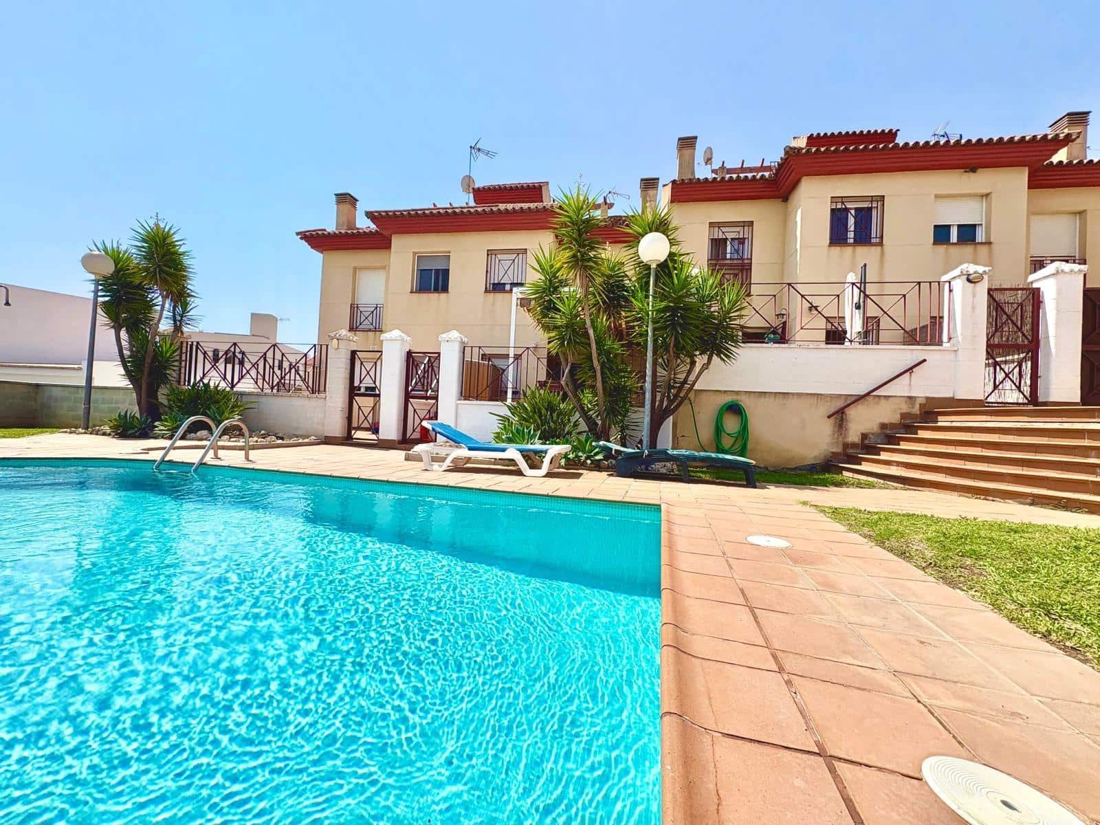2 camera da letto Villetta Bifamiliare in vendita in Benajarafe con piscina garage - 369.900 € (Rif: 9990682)