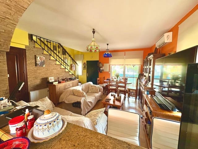 2 sypialnia Dom blizniak na sprzedaż w Benajarafe, Vélez-Málaga z basenem garażem - 369 900 € (Ref: 9990682)