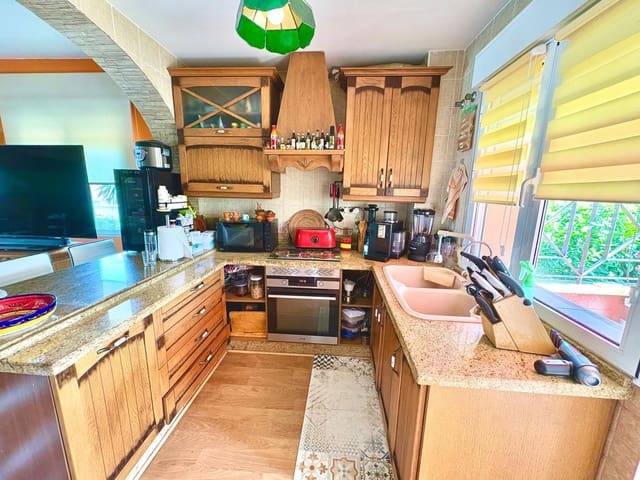 2 sypialnia Dom blizniak na sprzedaż w Benajarafe, Vélez-Málaga z basenem garażem - 369 900 € (Ref: 9990682)