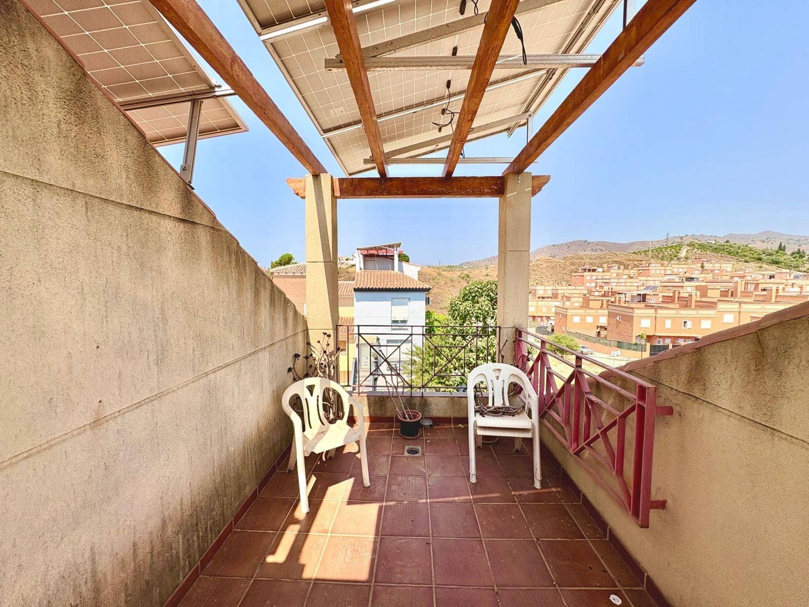 2 camera da letto Villetta Bifamiliare in vendita in Benajarafe con piscina garage - 369.900 € (Rif: 9990682)