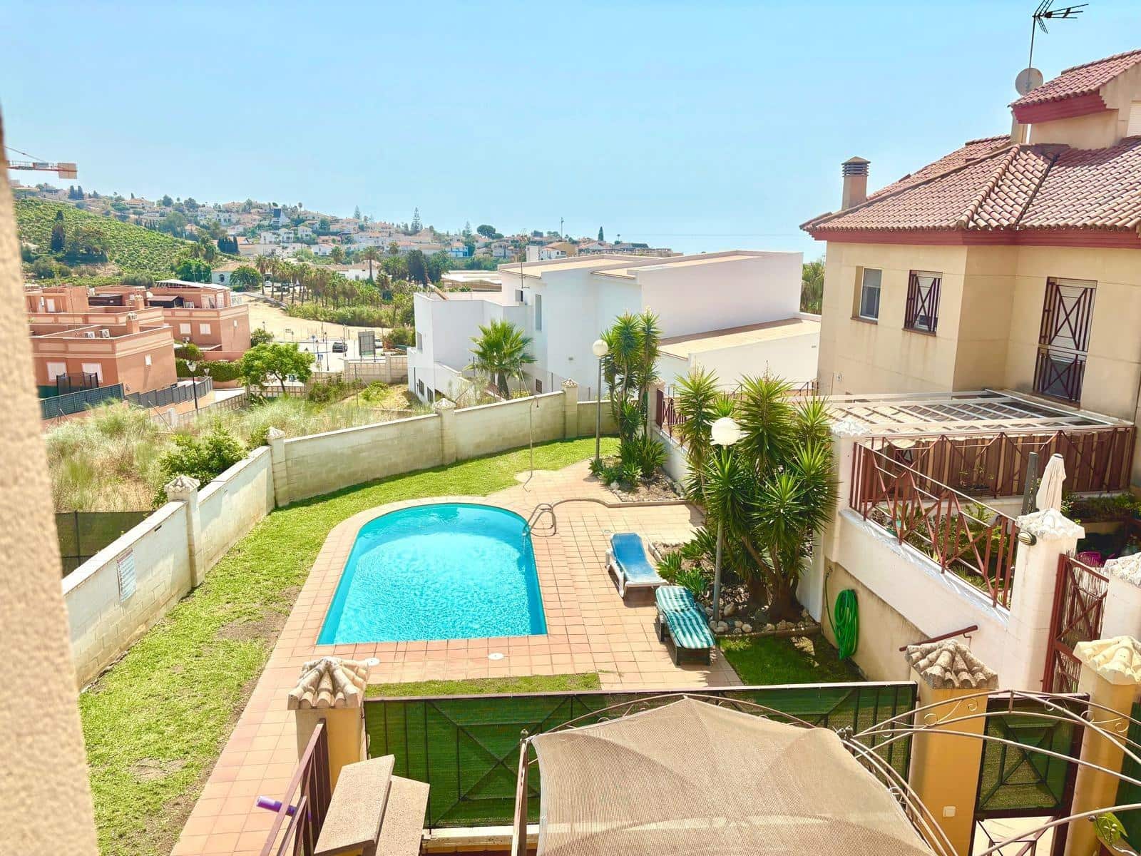 2 camera da letto Villetta Bifamiliare in vendita in Benajarafe con piscina garage - 369.900 € (Rif: 9990682)