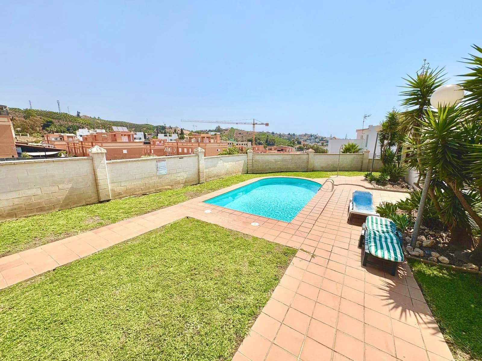 2 camera da letto Villetta Bifamiliare in vendita in Benajarafe con piscina garage - 369.900 € (Rif: 9990682)