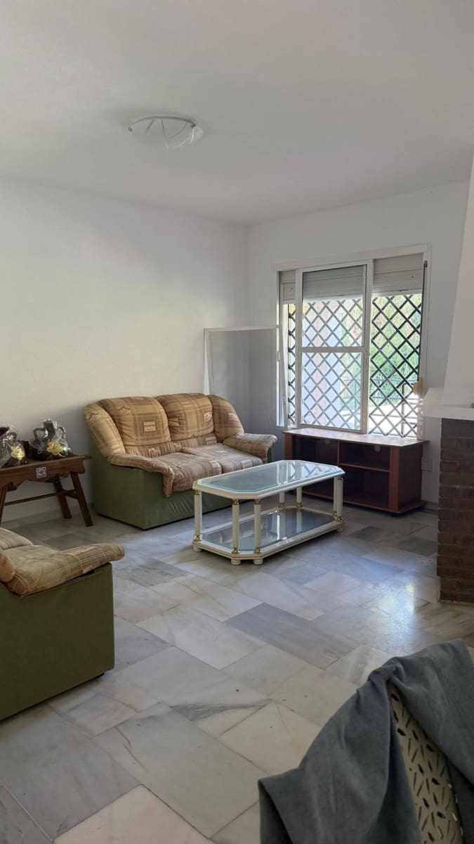 4 sovrum Radhus till salu i Benajarafe med pool garage - 405 000 € (Ref: 9998772)