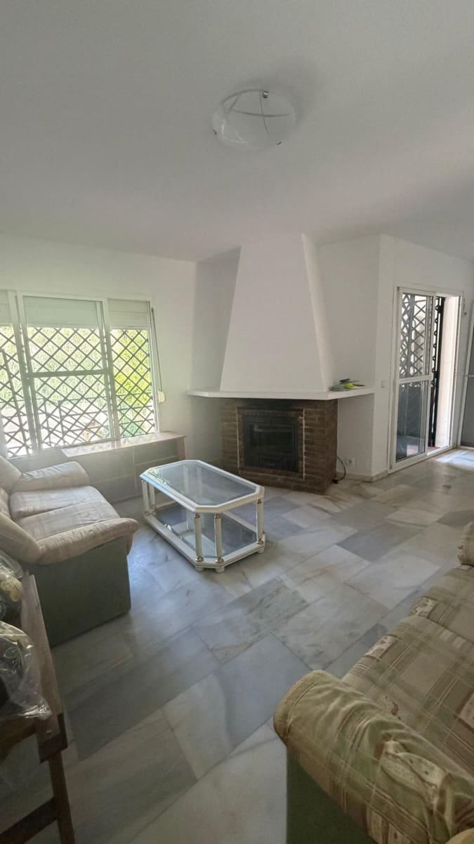 4 sovrum Radhus till salu i Benajarafe med pool garage - 405 000 € (Ref: 9998772)