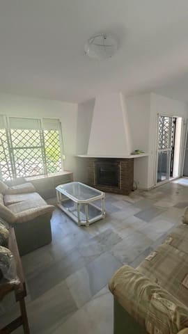 4 sovrum Radhus till salu i Benajarafe, Vélez-Málaga med pool garage - 405 000 € (Ref: 9998772)