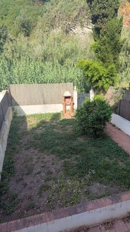 4 sovrum Radhus till salu i Benajarafe, Vélez-Málaga med pool garage - 405 000 € (Ref: 9998772)