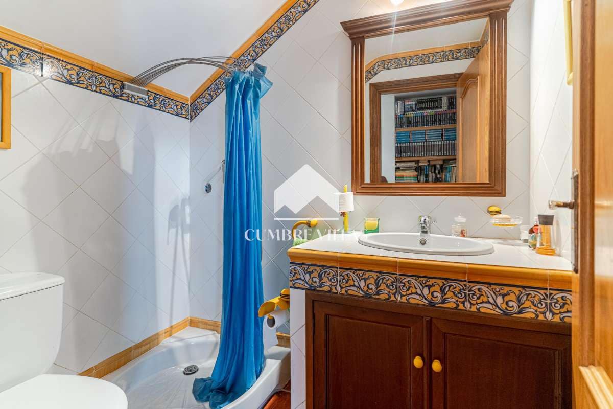 6 soverom Villa til salgs i La Herradura med svømmebasseng garasje - € 2 295 000 (Ref: 10002401)