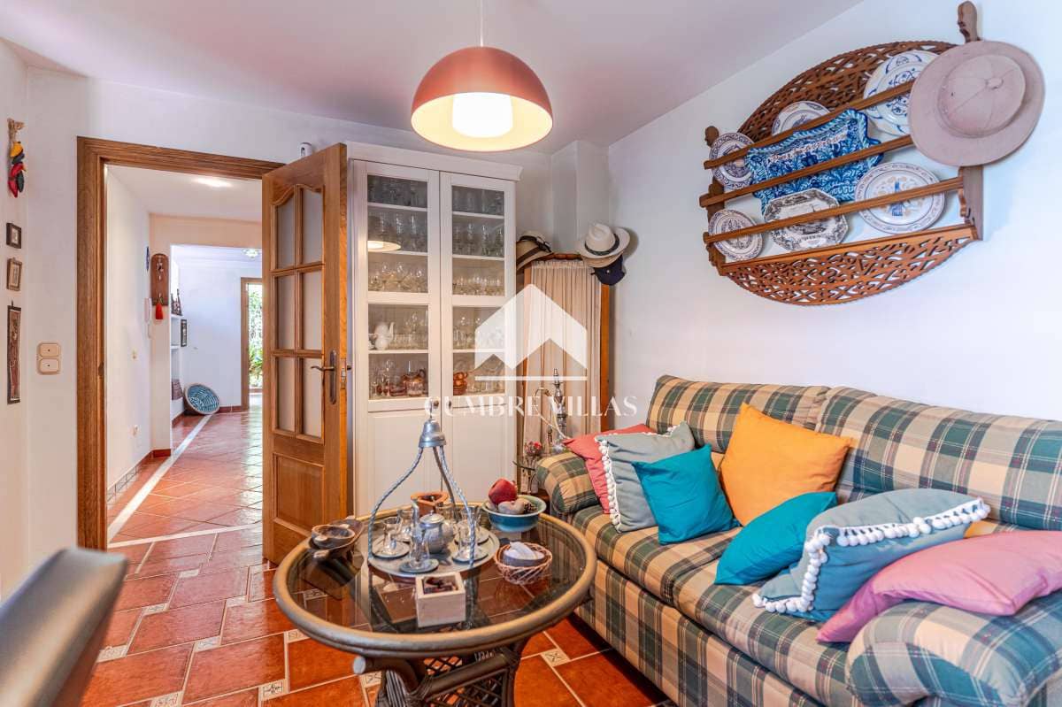 6 soverom Villa til salgs i La Herradura med svømmebasseng garasje - € 2 295 000 (Ref: 10002401)