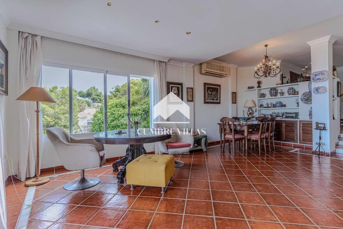 6 soverom Villa til salgs i La Herradura med svømmebasseng garasje - € 2 295 000 (Ref: 10002401)