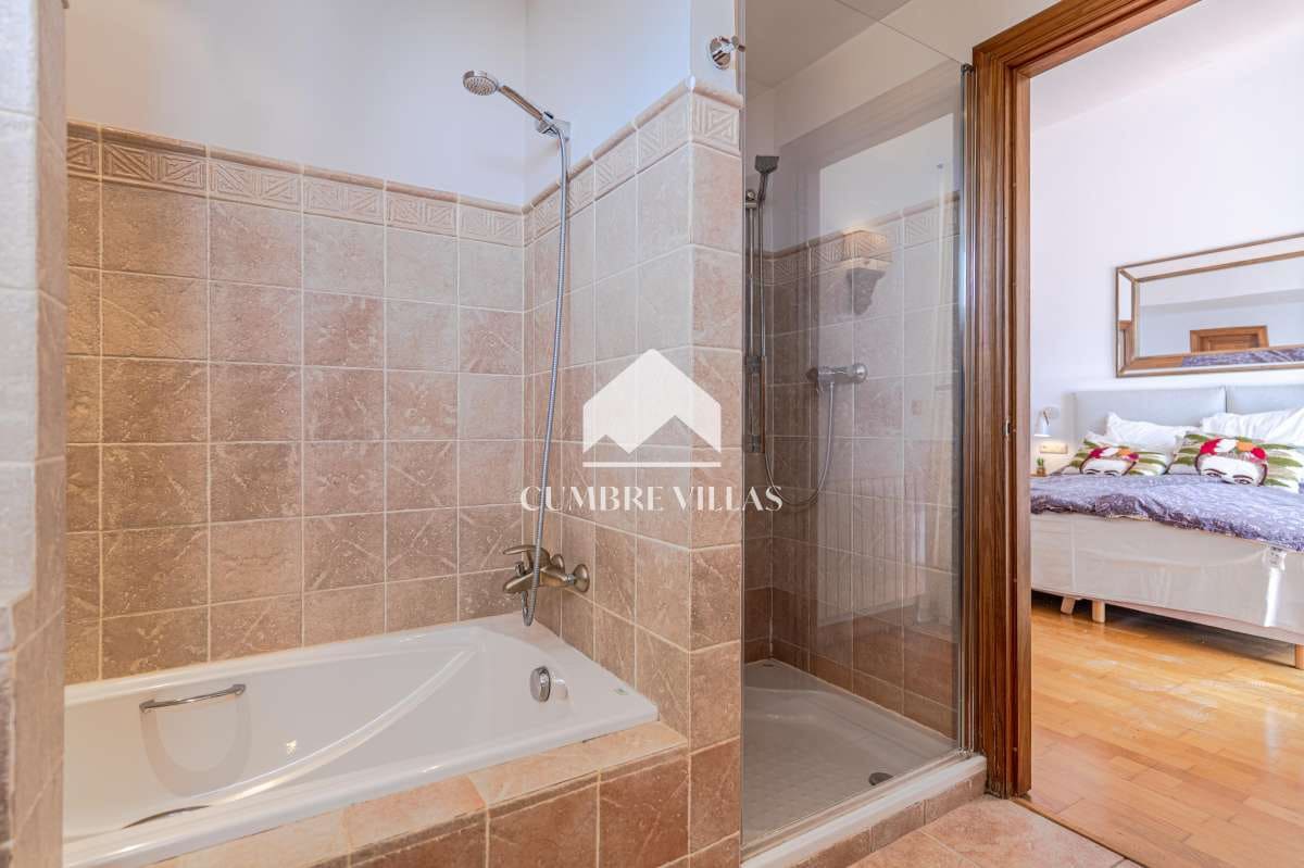 5 sovrum Villa till salu i Salobrena med pool garage - 1 250 000 € (Ref: 10024947)