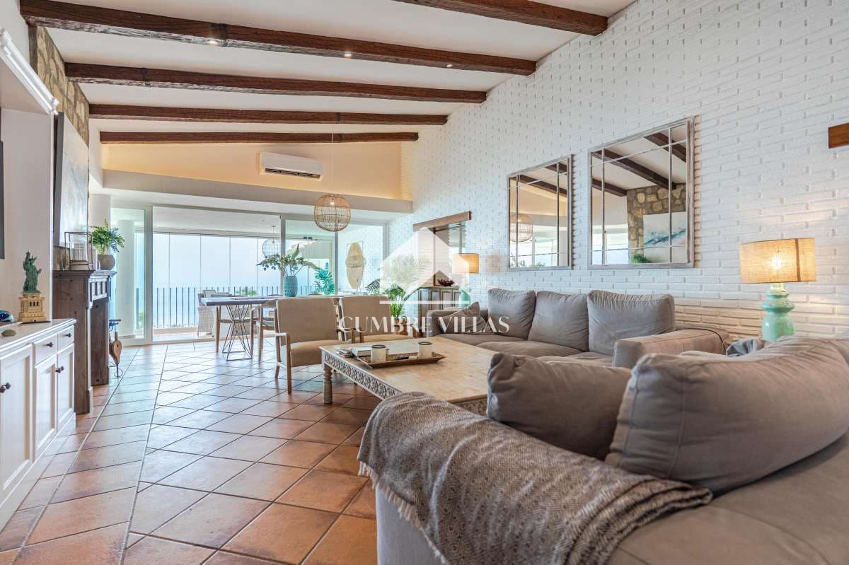 5 sovrum Villa till salu i Salobrena med pool garage - 1 250 000 € (Ref: 10024947)