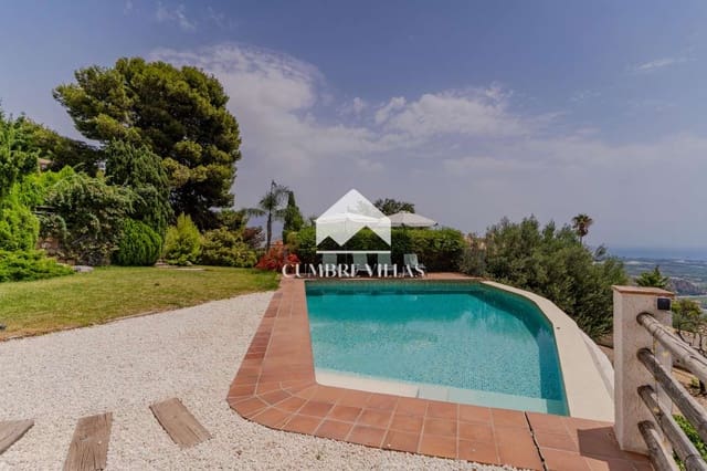 5 sovrum Villa till salu i Salobreña med pool garage - 1 250 000 € (Ref: 10024947)