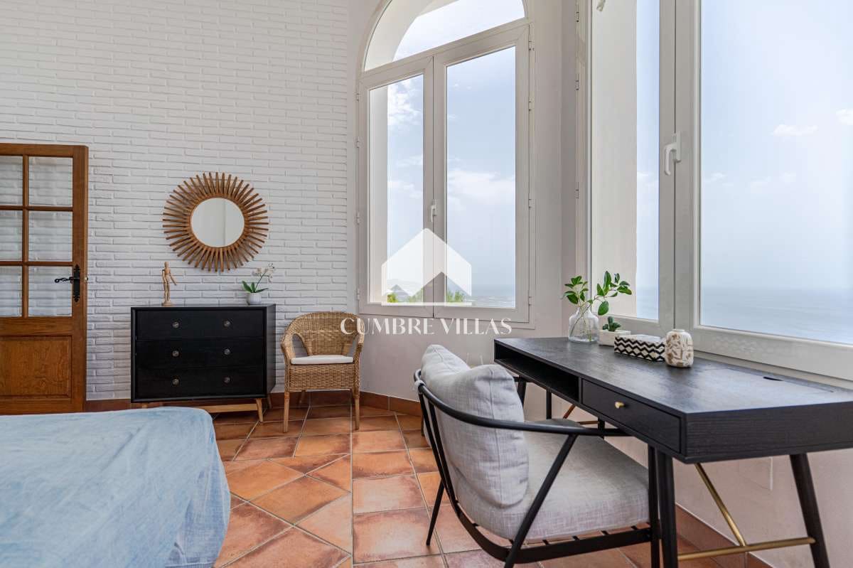 5 sovrum Villa till salu i Salobrena med pool garage - 1 250 000 € (Ref: 10024947)