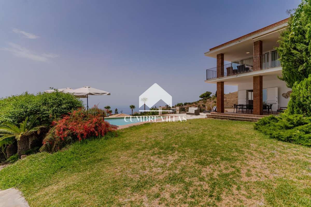 5 sovrum Villa till salu i Salobrena med pool garage - 1 250 000 € (Ref: 10024947)