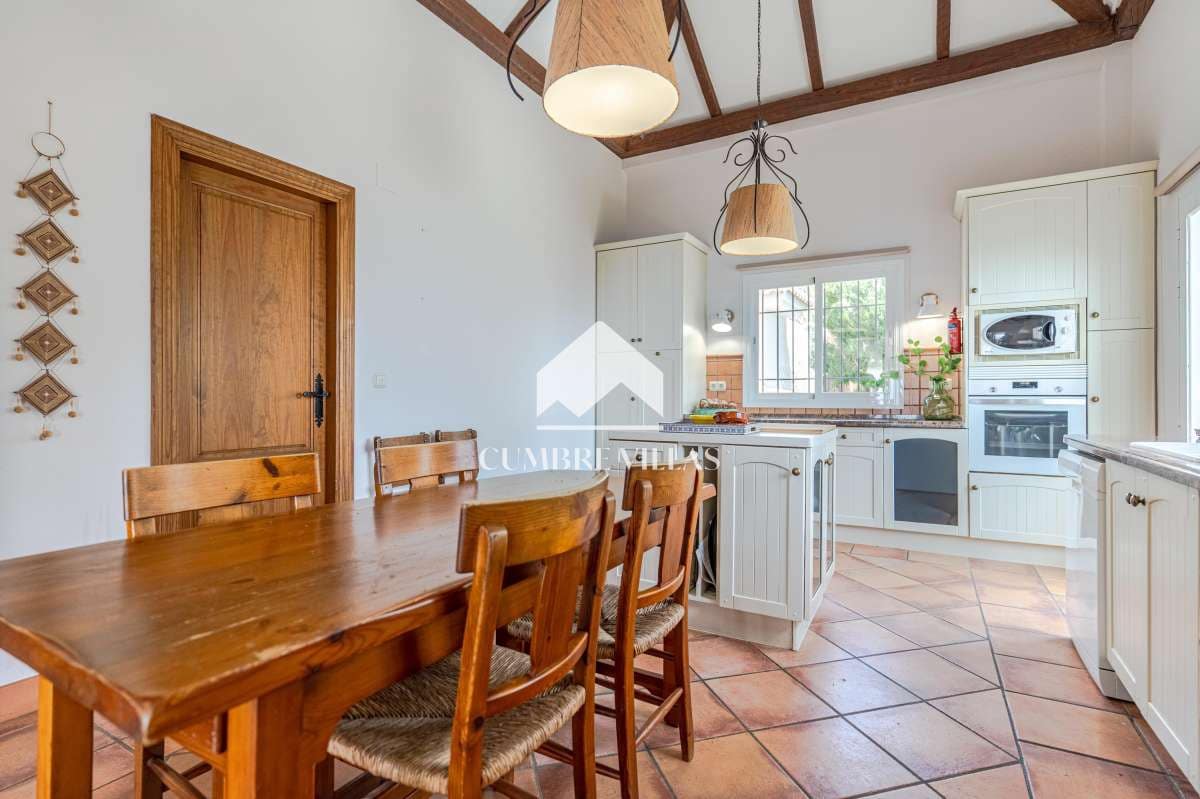 5 sovrum Villa till salu i Salobrena med pool garage - 1 250 000 € (Ref: 10024947)