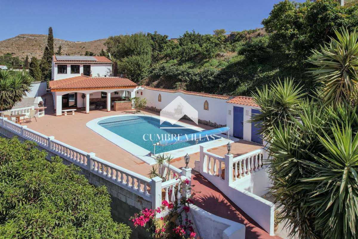 4 chambre Finca/Maison de Campagne à vendre à Motril avec piscine - 420 000 € (Ref: 10029867)